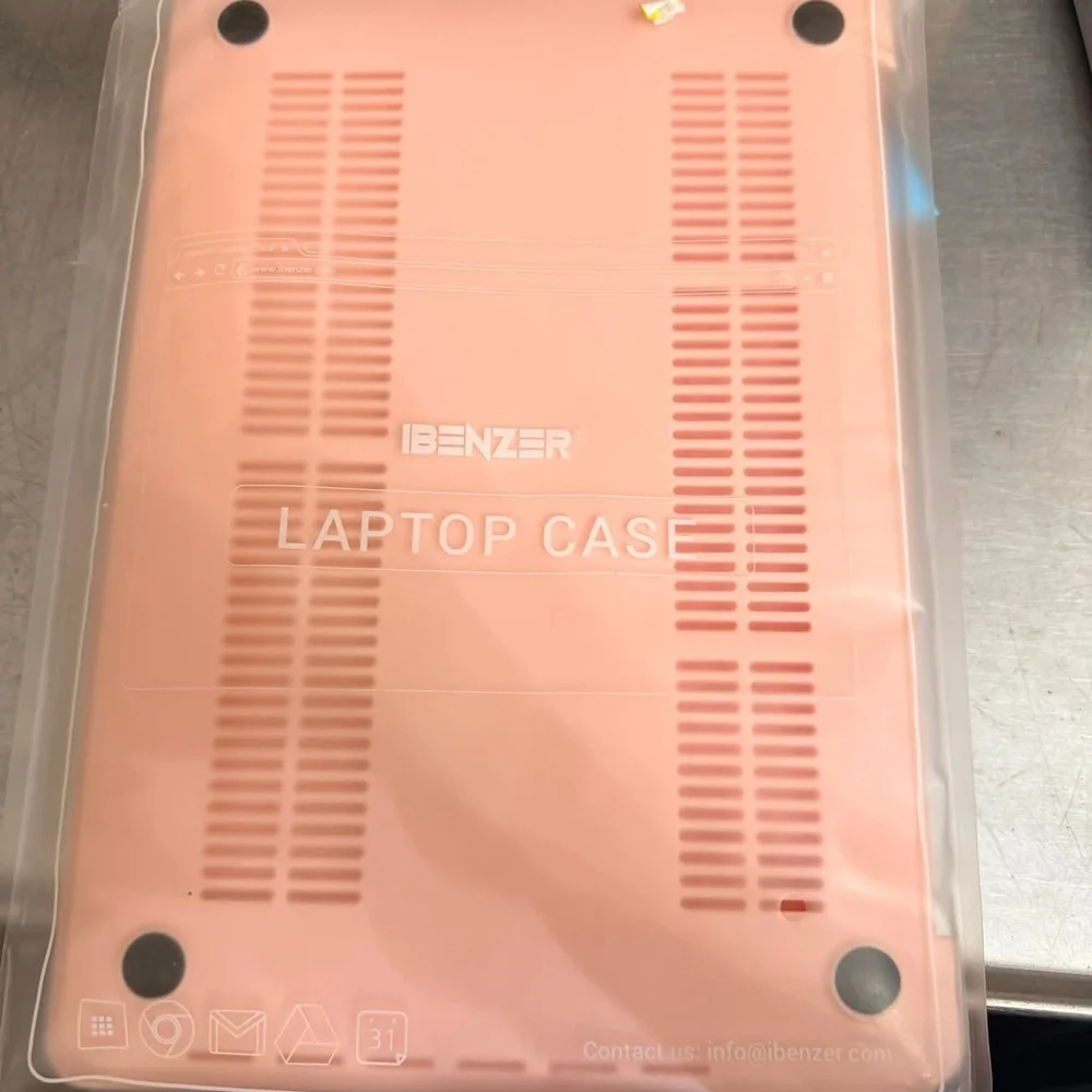 iBenzer Pink Laptop Case